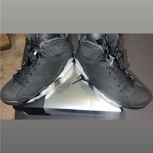 Jordan chrome retro 6’s shoes